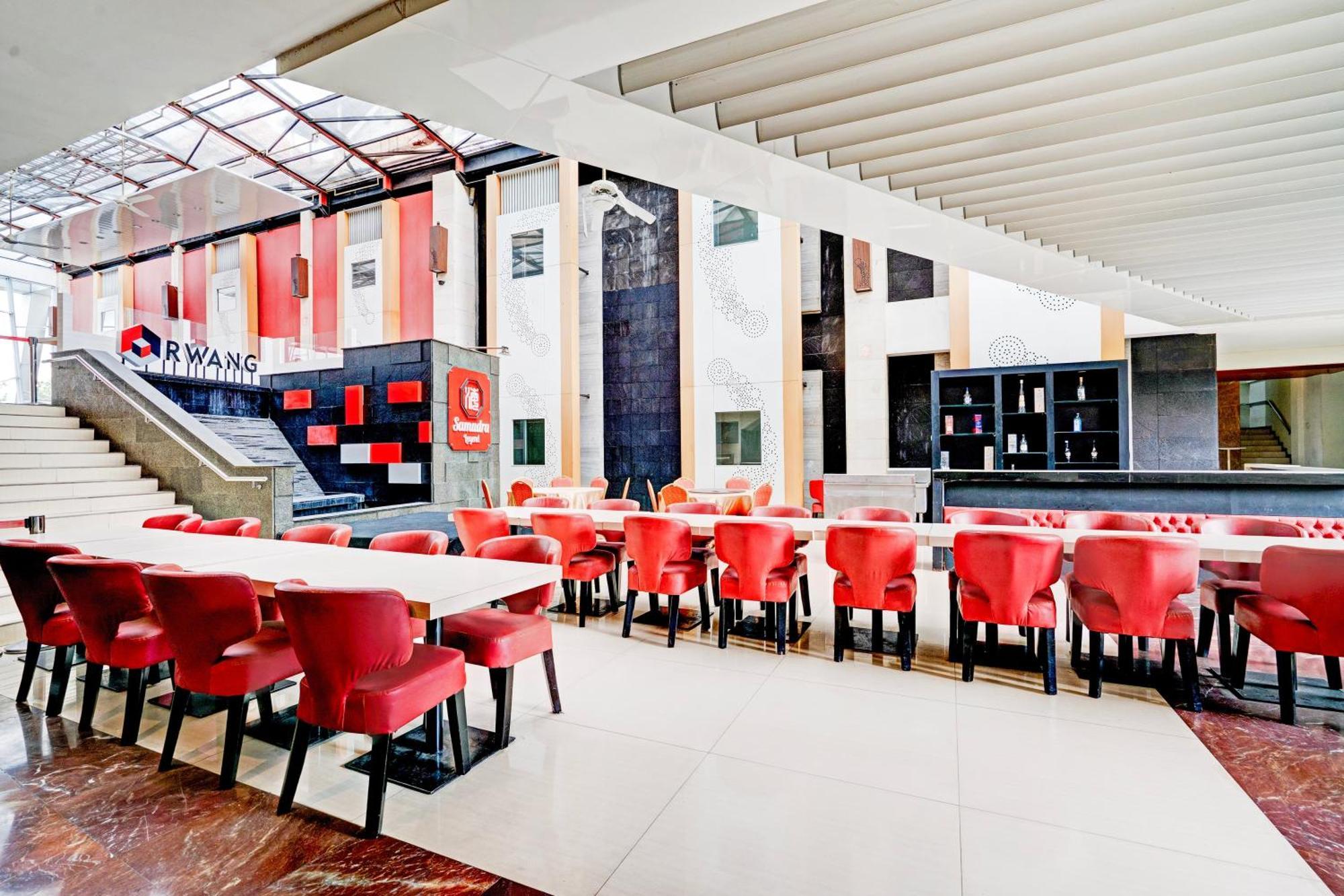 Townhouse Oak Cihampelas Near Ciwalk Formerly Promenade Hotel Bandung Zewnętrze zdjęcie