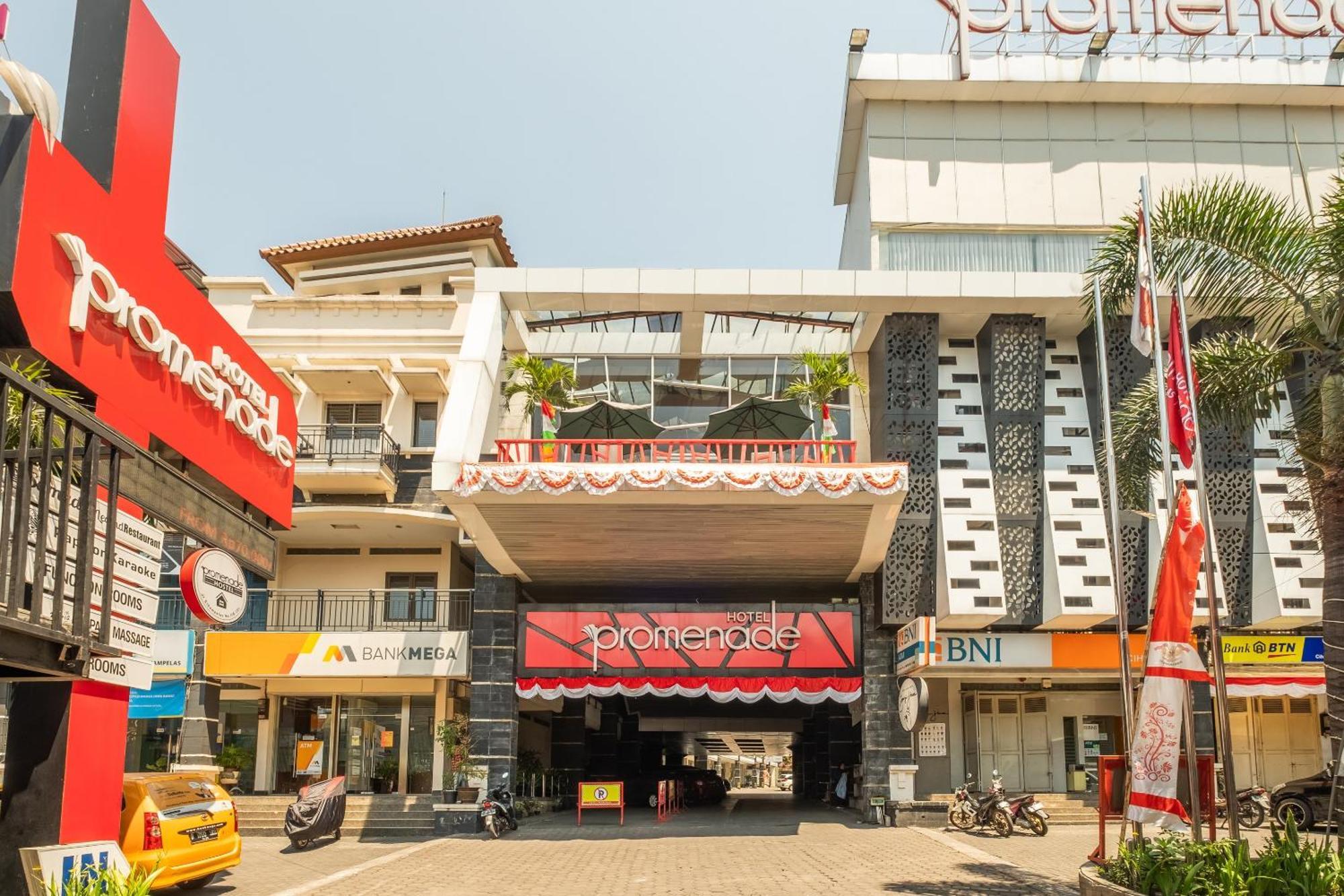 Townhouse Oak Cihampelas Near Ciwalk Formerly Promenade Hotel Bandung Zewnętrze zdjęcie